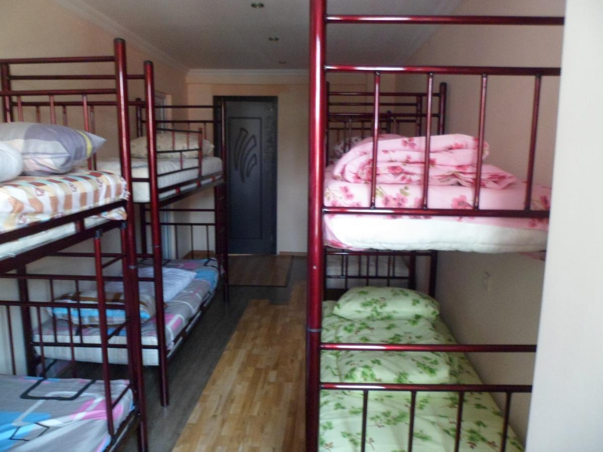 Everyday Cat Hostel Μπατούμι Εξωτερικό φωτογραφία