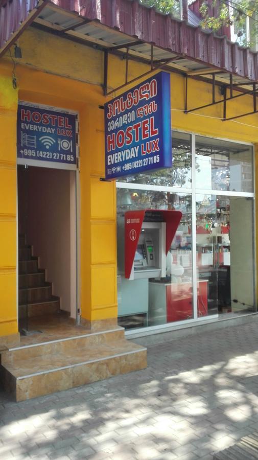 Everyday Cat Hostel Μπατούμι Εξωτερικό φωτογραφία