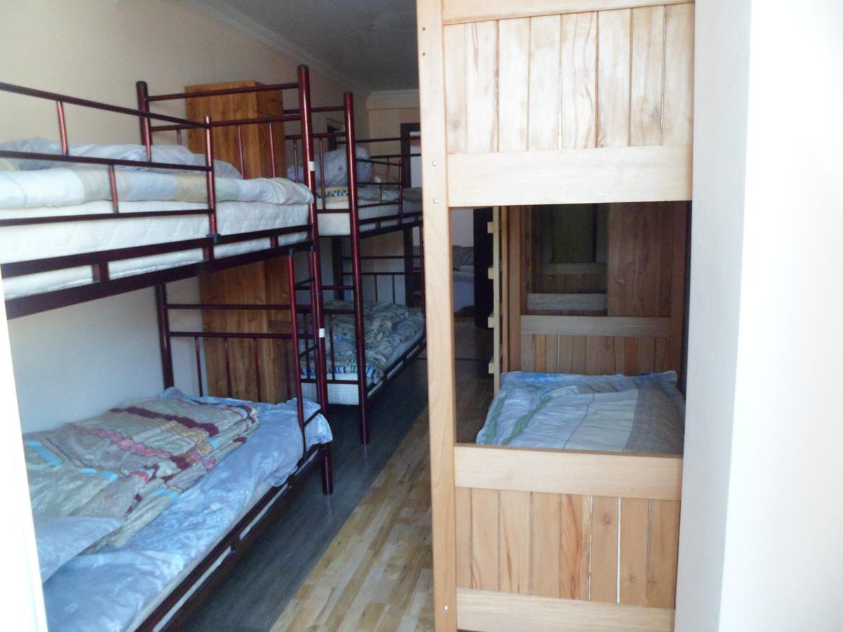 Everyday Cat Hostel Μπατούμι Εξωτερικό φωτογραφία